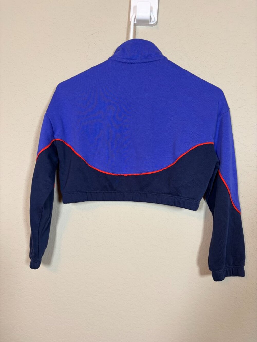 Nike Cropped Half-Snap Sweat Shirt Purple Navy Colorblock Size M - Picture 2 of 8